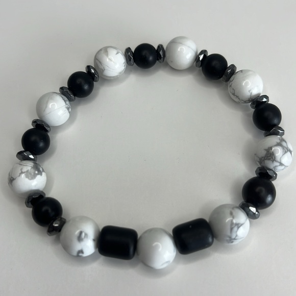 Other - Handmade One of a Kind Black, White & Gray Beads with Silver Accent Bracelet